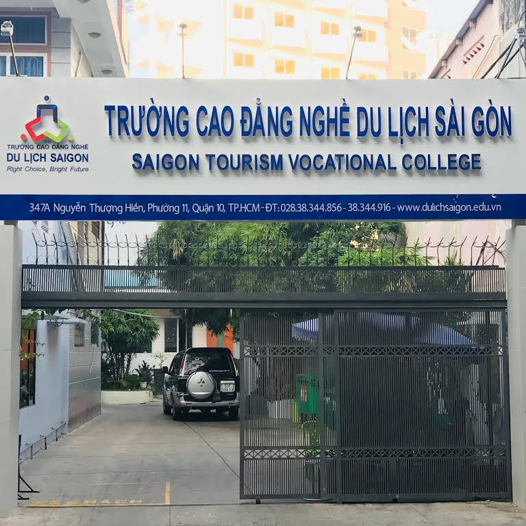 Trường cao đẳng du lịch Sài Gòn là một địa điểm uy tín dành cho các bạn muốn học bartender, học barista ở TPHCM uy tín chuyên nghiệp nhất. Một sự lựa chọn tuyệt vời dành cho bạn.