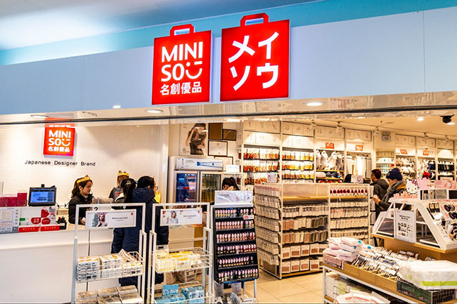Miniso được biết đến là thương hiệu tiêu dùng bán lẻ hàng đầu Nhật Bản