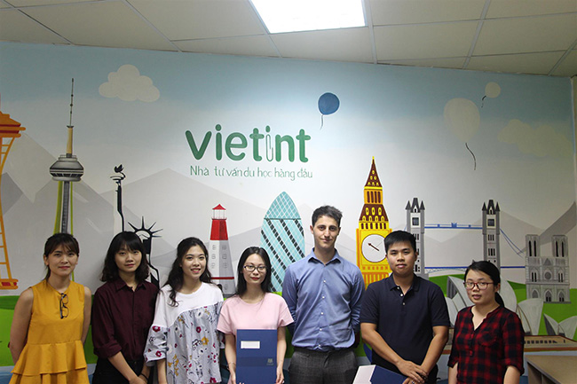 Công ty tư vấn du học Vietint