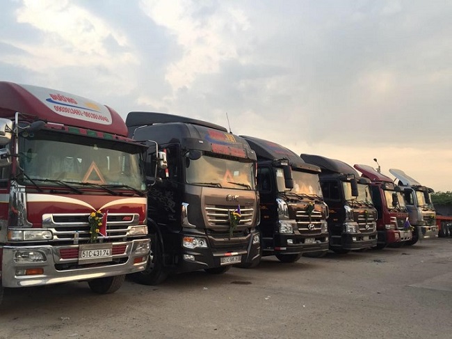 Vận chuyển hàng hóa bằng xe tải Công Ty Vận Tải Đường Việt