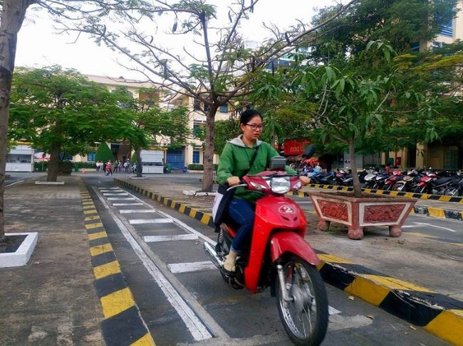 Trường trung cấp nghề, dạy lái xe bằng A1 Đông Sài Gòn