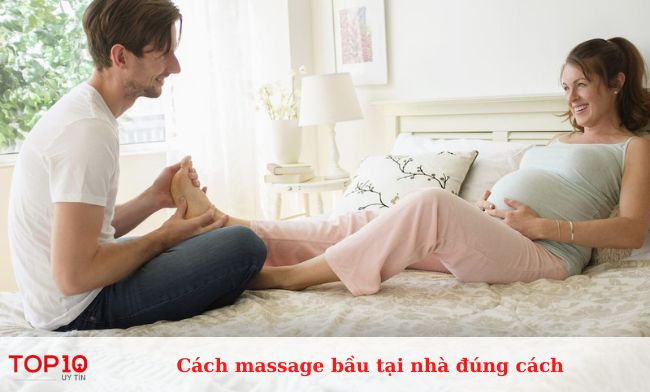 Massage chân cho bà bầu